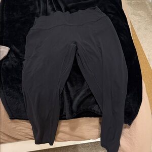 Aritzia Black Leggings